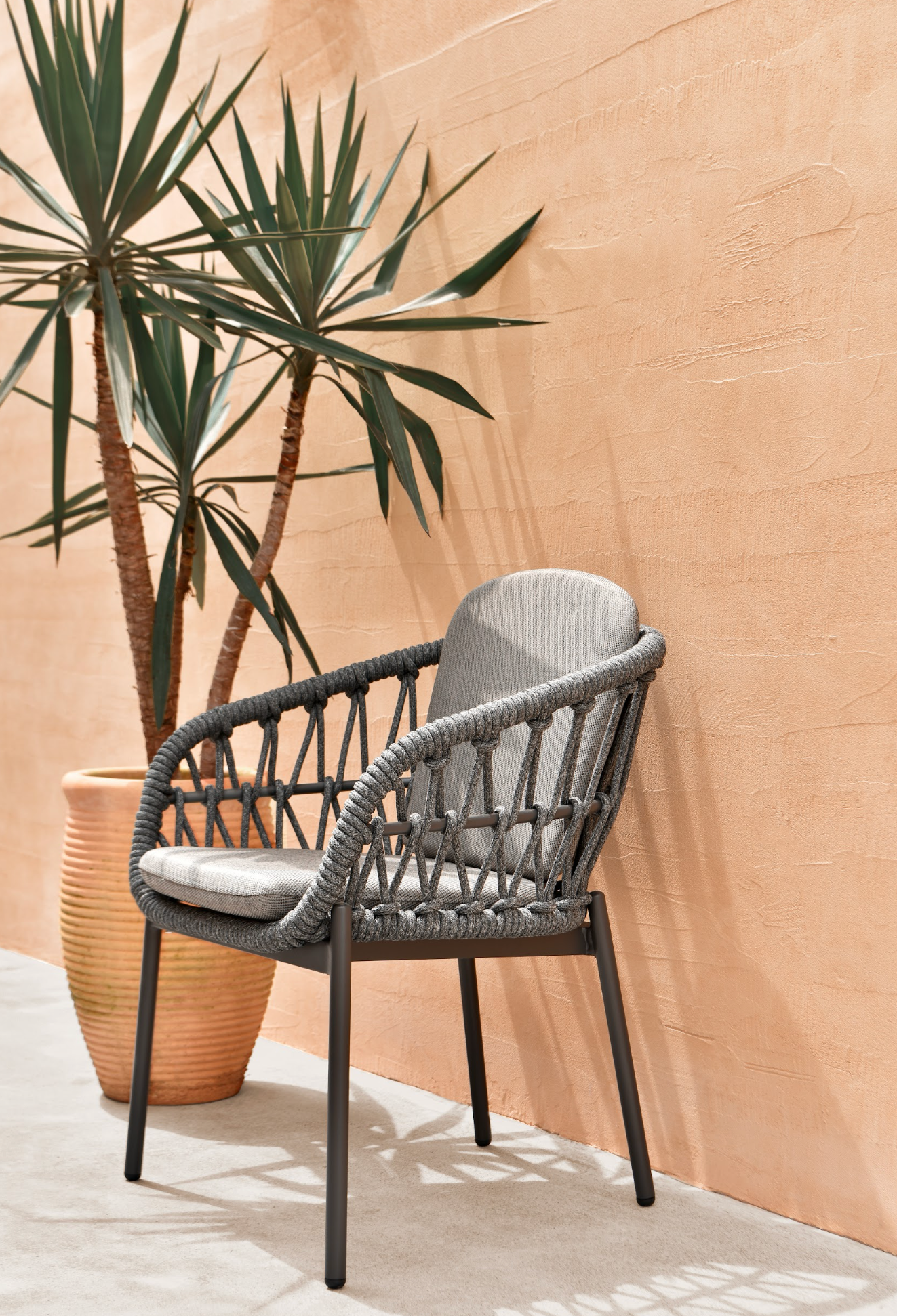 Silla Bari Charcoal Panama Grafito